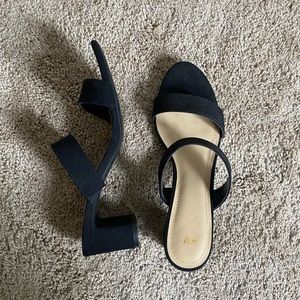 H&M kitten block strappy heels